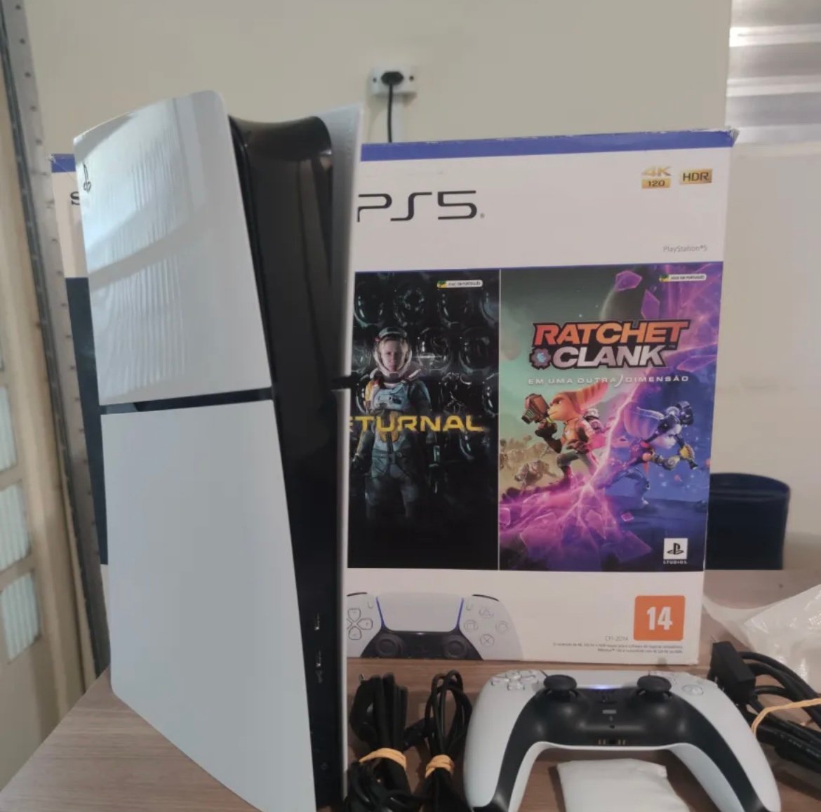 Imagem da vitrine: console à venda